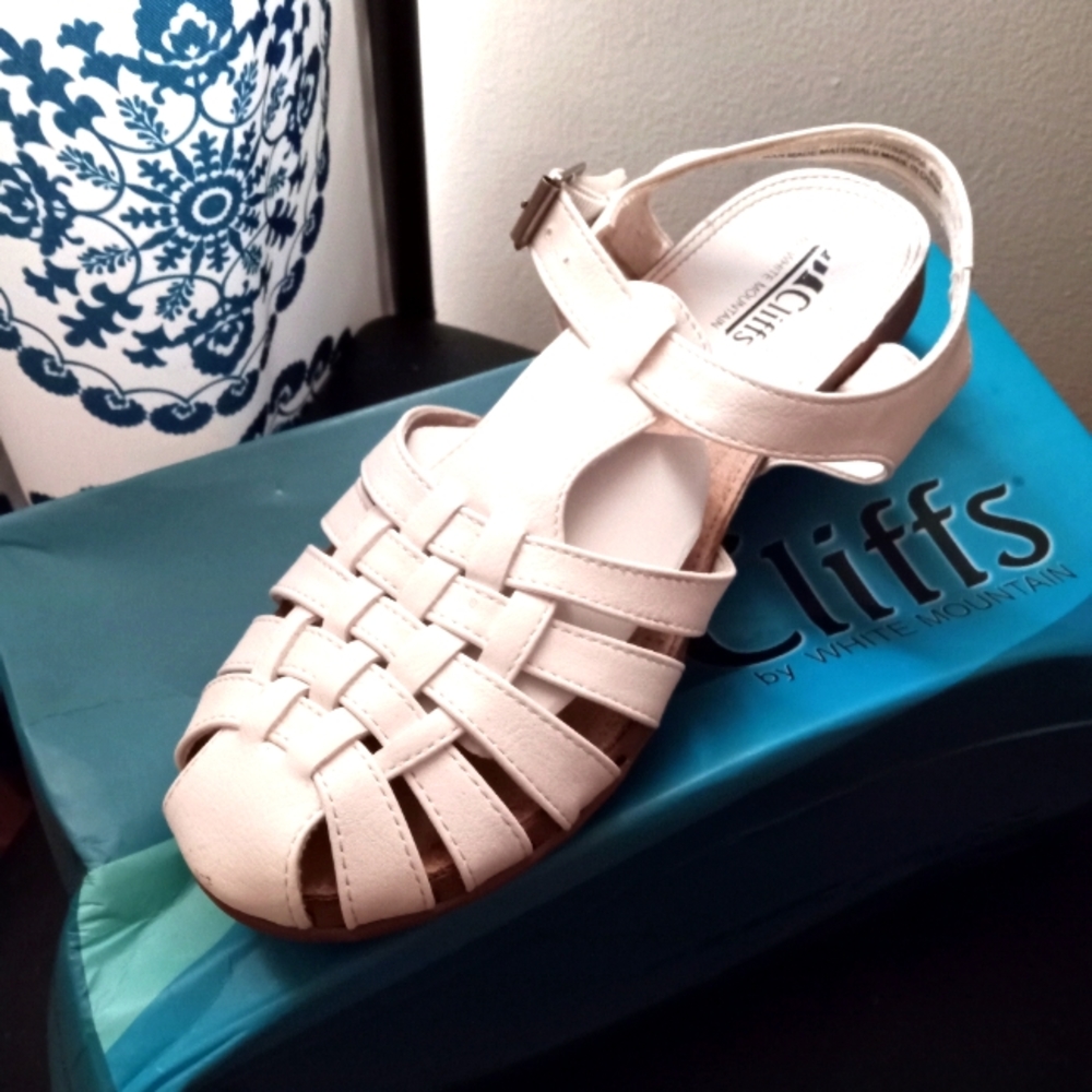 Cliffs sandle